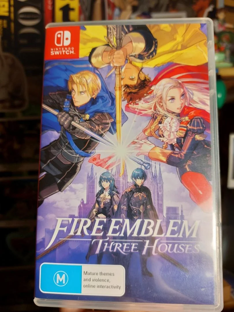 Fire Emblem: Three Houses - Switch (Seminovo)